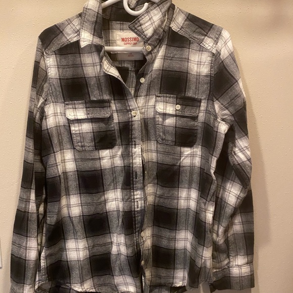 Black and white flannel - Picture 1 of 2